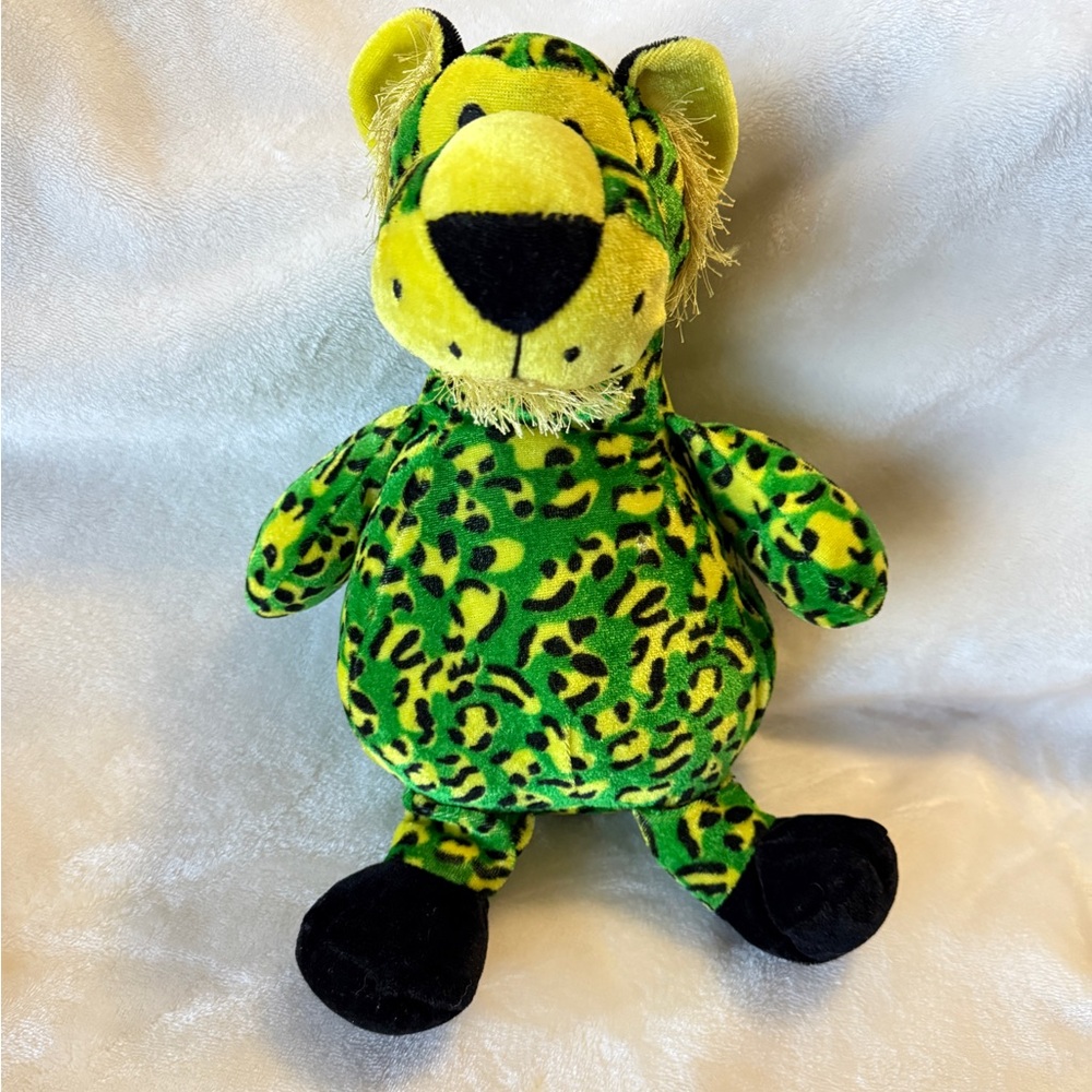Muñelocos green spotted leopard plush stuffed toy  11"